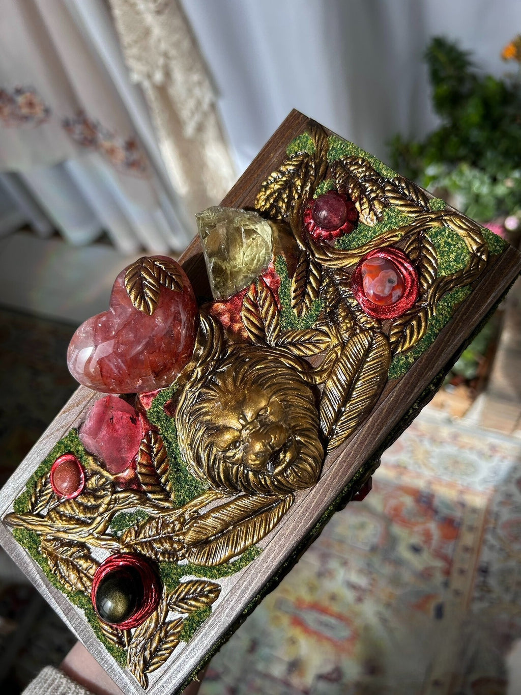 Lion Heart Crystal Chest-sd003