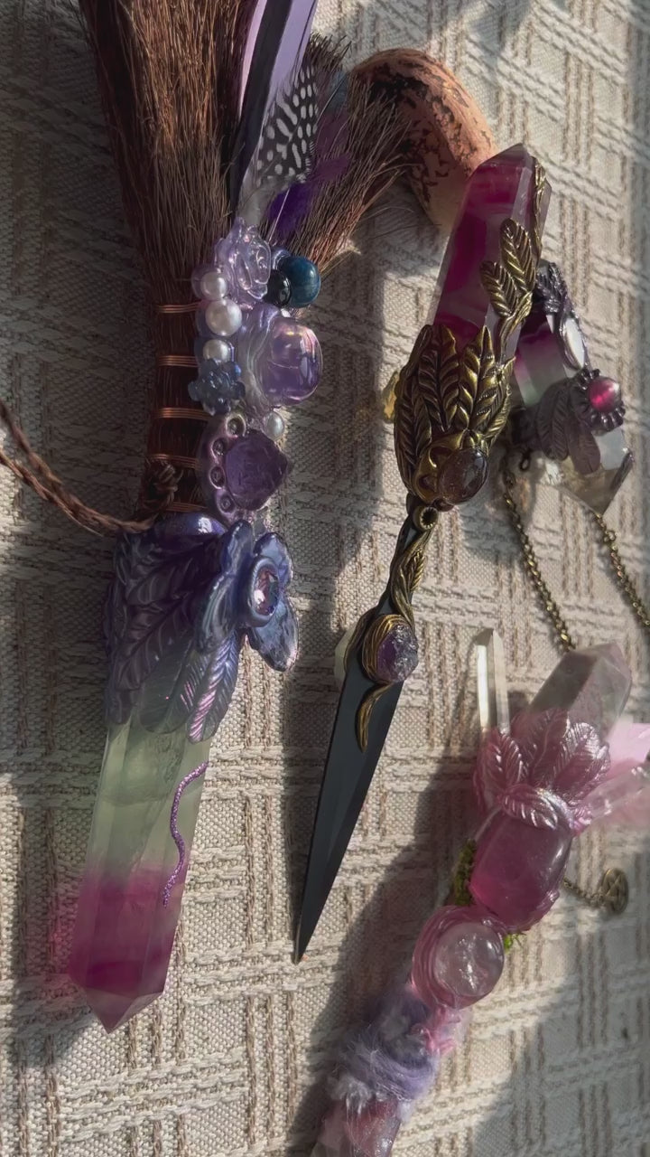 Dawn Witch Blade-sd011