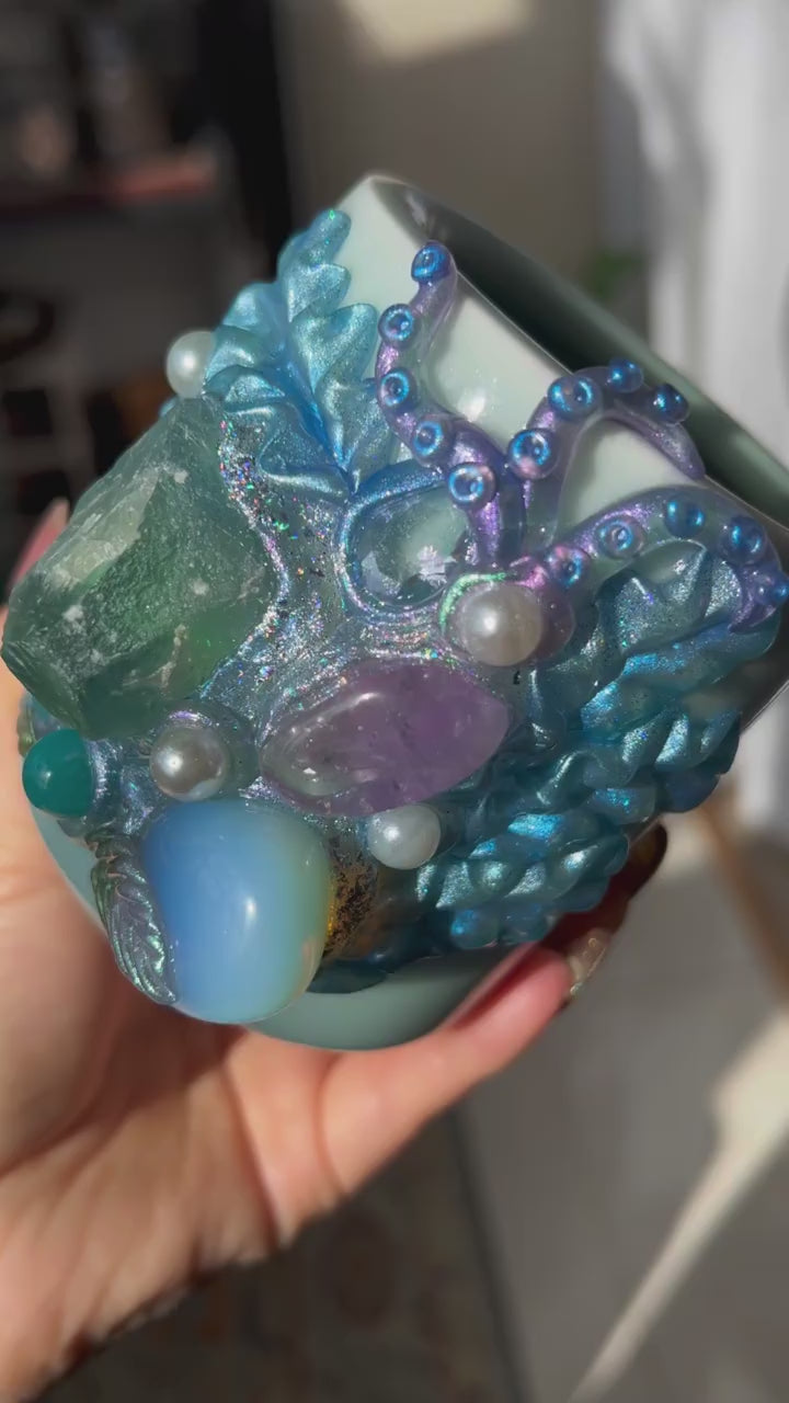 Island Myth Pen Holder-sd023